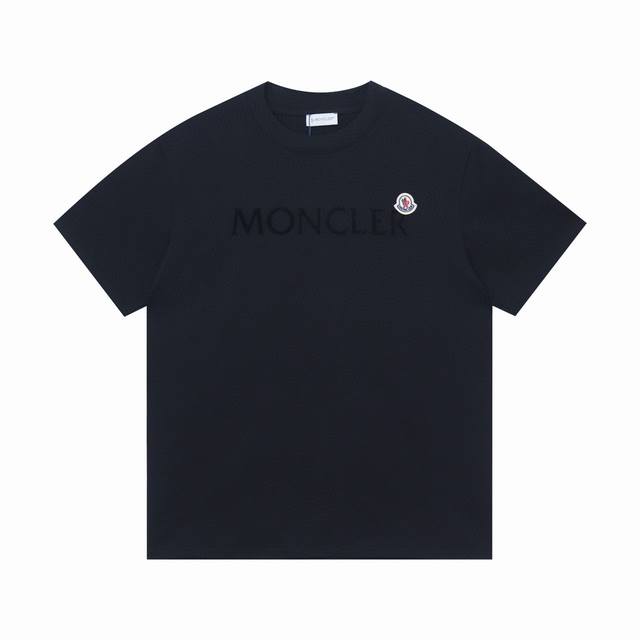 款号：841 Moncler 蒙口短袖 独家定制270克32支双纱滑爽棉 质感非常柔软舒服 100%区别市场的顶级面料 不缩水 不变形 不起球 搭配320克1*