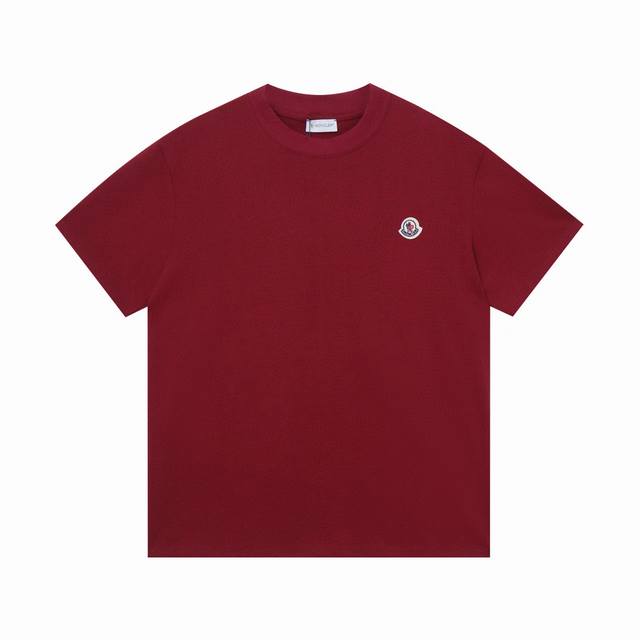 款号：808 Moncler 蒙口短袖 独家定制270克32支双纱滑爽棉 质感非常柔软舒服 %区别市场的顶级面料 不缩水 不变形 不起球 搭配320克1*1螺纹