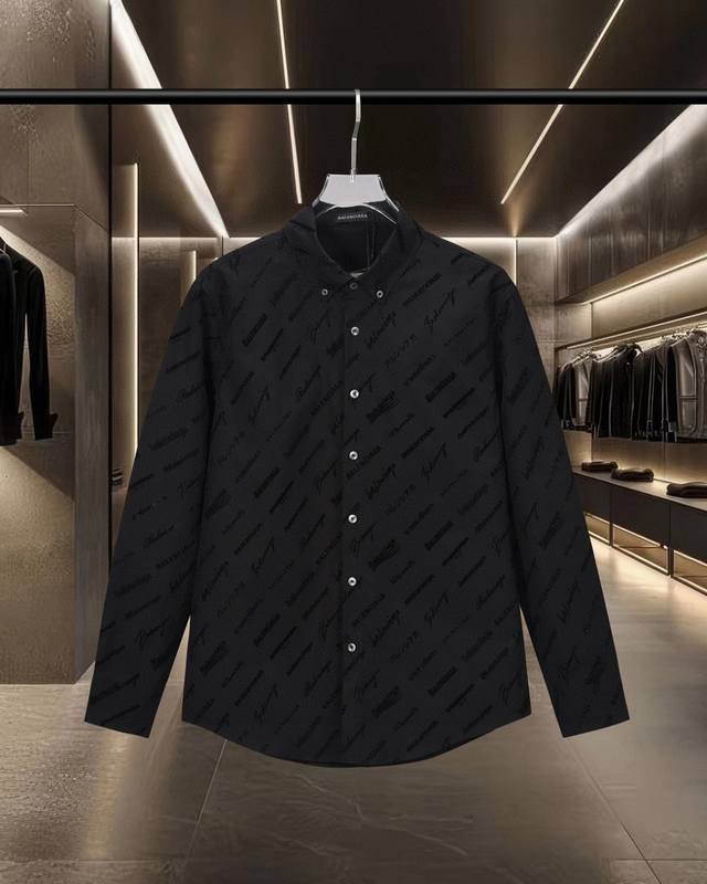Balenciaga 巴黎爆款来袭 经典款满印弹幕植绒Logo字母长袖衬衫 2025Ss官网新款长袖 衬衫 衬衣，精美数码Logo 高端版本，专柜定制面料 透气