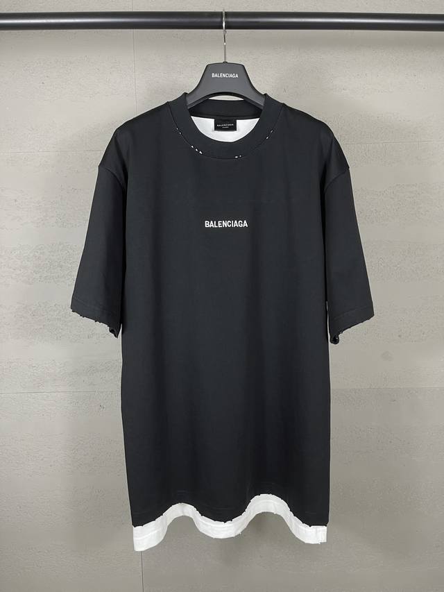 实拍图 顶级版本.官网品质 Balenci*Ga Ss25新款 。前面后面以巴黎字母Logo刺绣，双层两件套洗水磨烂做旧短袖T恤# 后背多点位做旧磨烂 Ss25