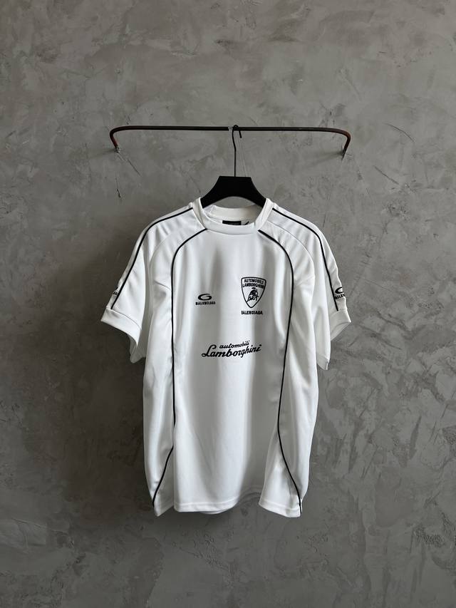 Balenciaga X Lamborghni 联名款新款巴黎世家兰博基尼球衣25Ss夏季新款球衣63号足球球衣联名系列最好看的一款短袖 纯棉260克球衣面料柔