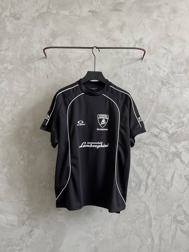 Balenciaga X Lamborghni 联名款新款巴黎世家兰博基尼球衣25Ss夏季新款球衣63号足球球衣联名系列最好看的一款短袖 纯棉260克球衣面料柔