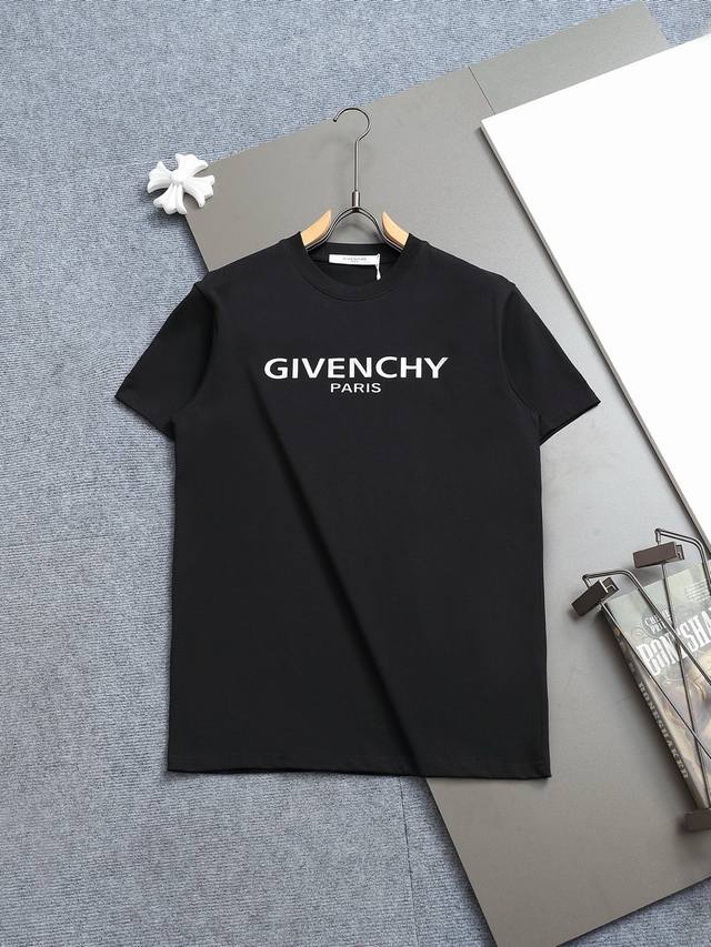R-9509. 纪梵希 Givenchy Logo经典识标印花T 春夏最新 32支双纱纯棉洗水面料 不缩水 不变形 时尚又个性 超级百搭好看的一款 男女都非常合