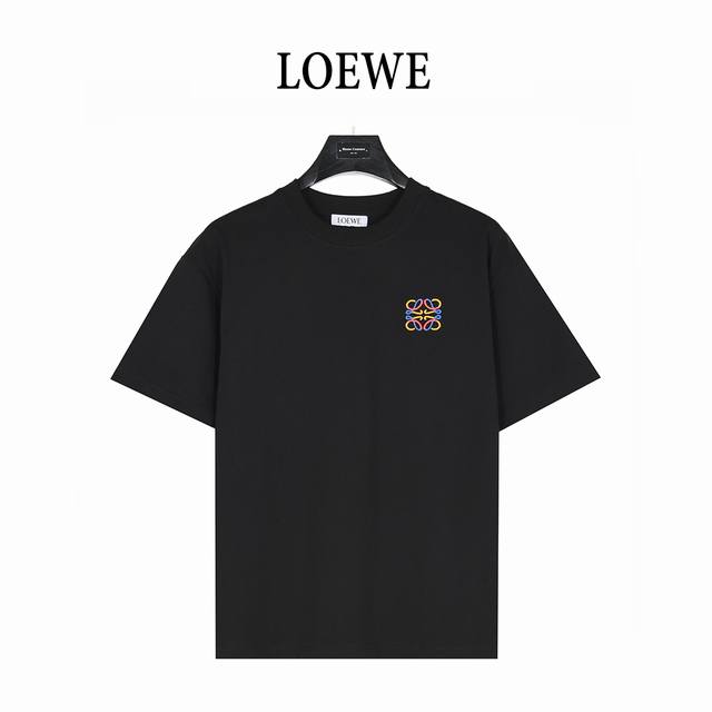 Loewe 罗意威 25Ss 胸口彩色徽标刺绣Logo短袖T恤 购入原版开模打造，全套定制辅料，所有细节完美还原 定织定染260G纯棉双纱紧密棉面料，洗水后达2