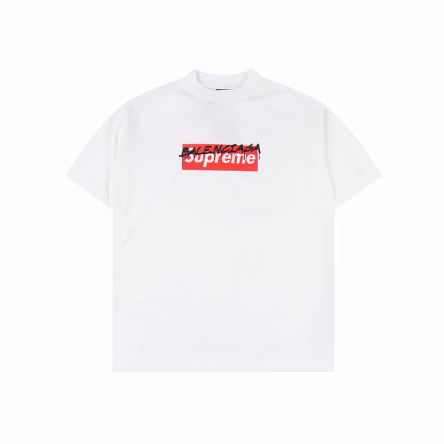 Balenciaga X Supreme 联名 联名Logo字母印花短袖T恤 原版印花一比一复刻，采用进口原浆加配涂鸦印花工艺， 面料采用纯棉精梳棉面料，上身效
