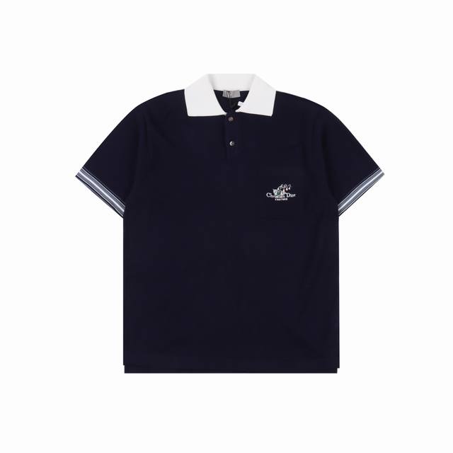 Dior迪奥Cd 铃兰刺绣口袋针织短袖Polo衫 正品15500购入，定染40支精梳棉纱双股纱线，采用进口 Stoll 14针织机，毛料提花，毛料酵洗，进口刺绣