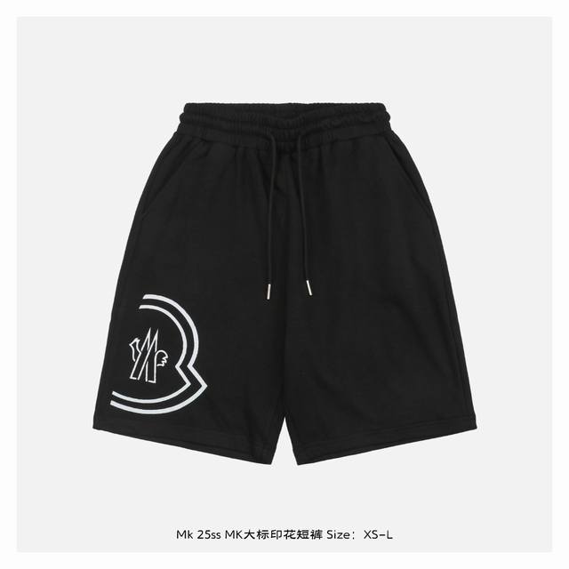 Moncler 蒙口 25Ss Mk大标印花短裤 面料采用380克重精梳棉，两遍水洗处理，面料舒适亲肤无异感，定制定染面料，纺织密度高，垂感佳，不易变形，厚织感