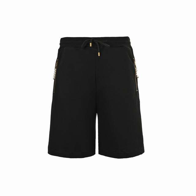 Louis Vuitton 路易威登 24Ss 珍珠吊坠刺绣短裤 原8,950购入，采用36S双纱双面400G卫衣面料，双纱双面面料具有较高的品质和细腻的手感。