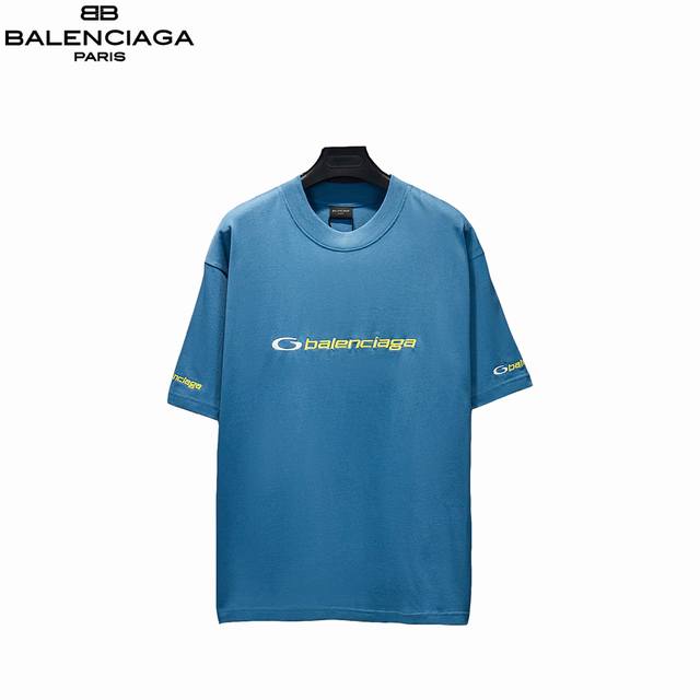 Balenciga 巴黎世家 25Sstracksuitlogo廓形刺绣短袖T恤 采用32支双纱 260克重面料 进口针织针梳棉进行制作，厚度适中，有垂感又有轮