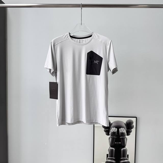 Arcteryx 始祖鸟速干短袖T血