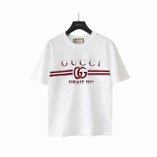 实拍细节图+尺码表 Gucci 古驰 24Ss 渐变字母Logo短袖 进口百分百纯棉面料，穿着舒适透气 胸前印花清晰细腻，非小工厂P可比 档次高很有质感，简单大