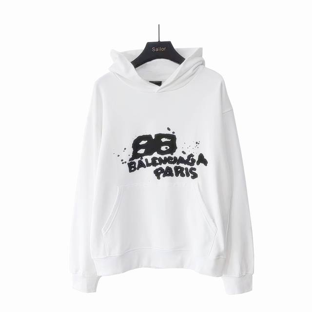 实拍细节图+尺码表 Balenciaga 巴黎世家 Bb手绘涂鸦连帽卫衣 进口椭圆机访手绘效果 印花无牙边 袖口 螺纹 下摆的磨破效果 真的太好看了 前后效果完
