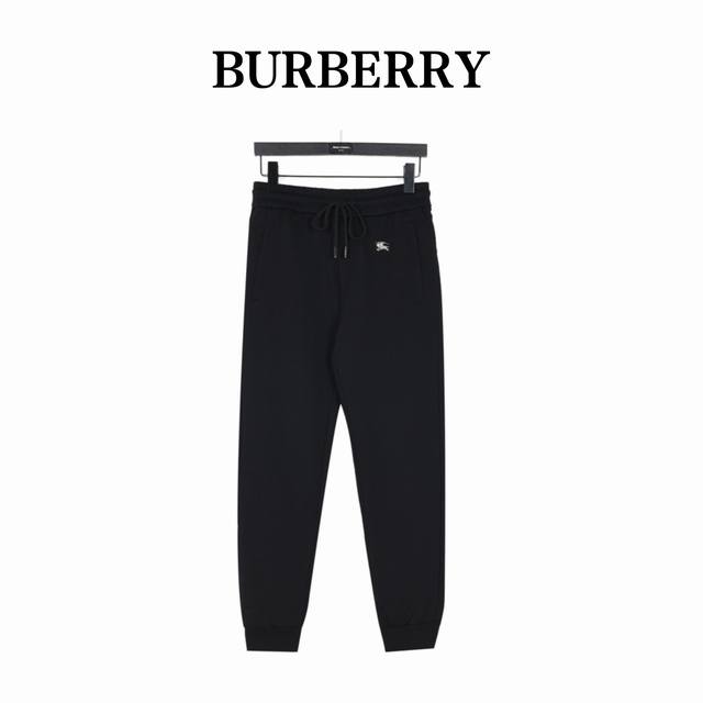 Burberry 巴宝莉 24Fw 镶嵌金属战马Logo棉质长裤 面料采用420克洗水纯棉毛圈棉质面料，订染颜色后整蚀毛处理，对照原版做丝滑超柔处理， 布面肌理