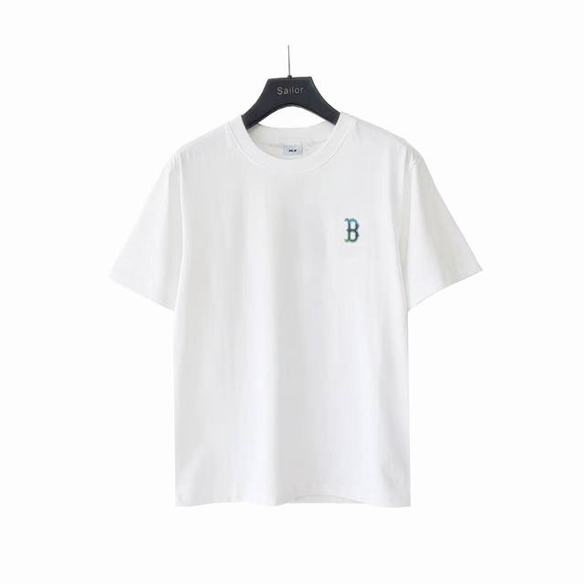 实拍细节图+尺码表 Mlb 前后炫彩Logo字母T恤 浅蓝清爽如夏日微风，纯白简约干净，黑色经典酷帅，藏青沉稳高级，适配不同运动风格。 32支全棉面料超懂运动需