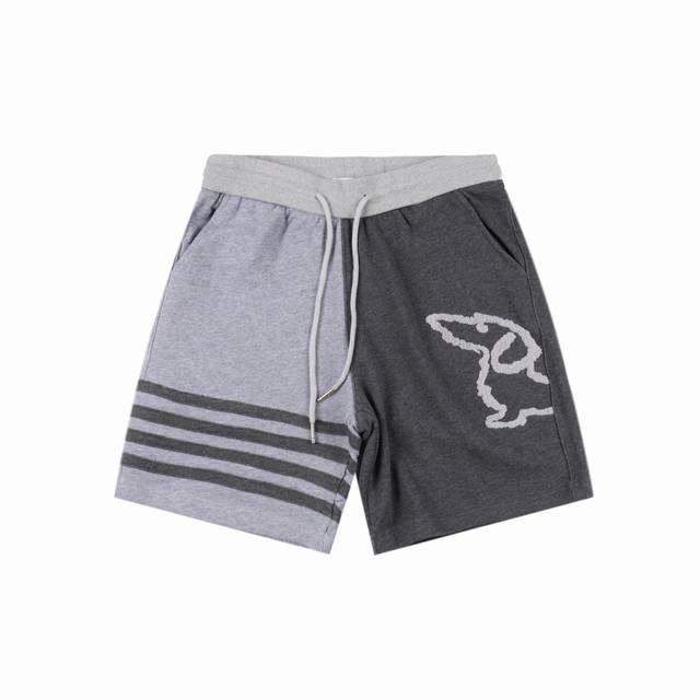 Thom Browne 汤姆布朗 四杠动物刺绣短裤 面料采用专业订纺表面32S触感细腻内里8S，挺括有型，克重高达380G，起订量500Kg 相当于1000件单