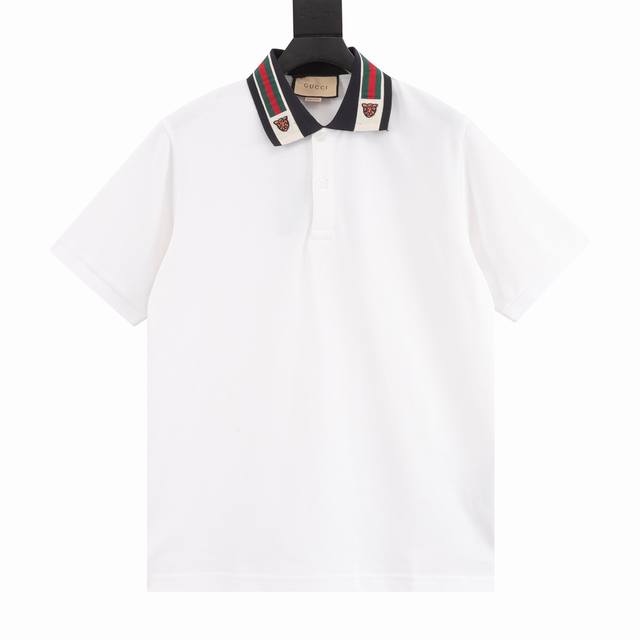 Cucci 古驰 虎头刺绣Logo短袖Polo衫 选用棉质珠地网眼布打造，定制材质260G长绒棉，衣领为双系统提花定织扁机制成，有弹性，不变形，衣服全部原生布捆