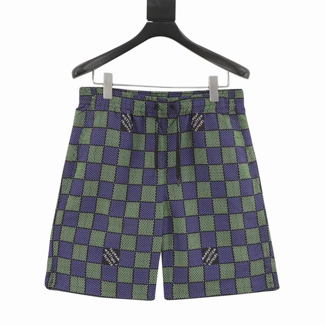 Louis Vuitton 路易威登 25Ss Damier棋盘格短裤 2025 Lv新款短裤，以摩登视角诠释 Damier 格纹，翻转即现全幅 Monogra