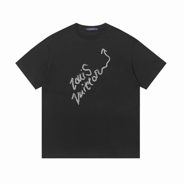 上新 Louis Vuitton 路易威登 字母发泡印花短袖 面料采用260克重精梳棉，定制1*1螺纹，成衣两遍水洗处理，面料舒适亲肤无异感，定制定染面料， 纺