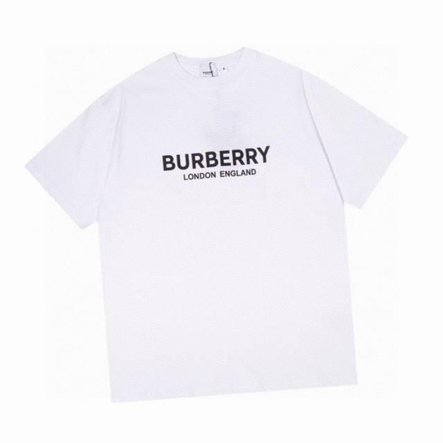 巴宝莉 Burberry 夏季新款，伦敦限定字母Logo圆领短袖T恤，面料采用32支双纱280G纯棉面料，透气性吸湿性强，众多明星都爱穿的经典款，上身效果超级棒