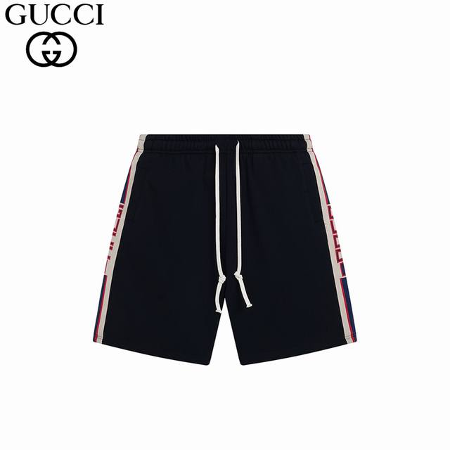 Gucc 古驰 24Fw 侧边织带短裤 经典款织带短裤。这款市面版本太多 有的直接拿长裤打版 主唛洗唛定制，侧边Logo织带面料定染 面料定织 侧边织带订制 一