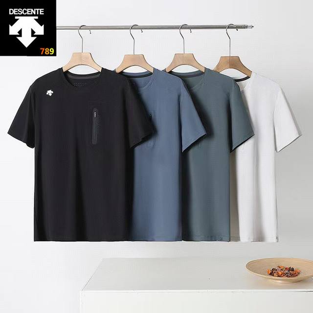 Descente迪桑特橡胶立体Logo美式纯色圆领速干T恤吸汗休闲运动短袖百搭弹力快干衣防晒徒步半袖T恤 男女同款 热爱运动的你，怎能错过这款迪桑特橡胶立体Lo