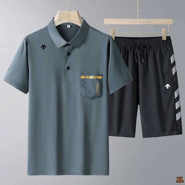 Descente迪桑特 独家实拍上新夏季高品质冰丝Polo衫短袖 冰丝套装 休闲运动套装 冰丝短裤 两件套，本季主打，货源充足，放心主推，高端品质，经典设计，做