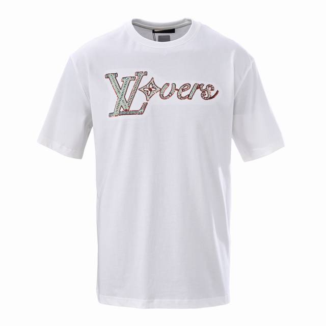 Louis Vuitton Lv 绣片字母短袖T恤 正品12200购入，32支精疏棉双纱面料，1*1索拉纳罗纹，绣珠绣片，面料酵洗，定制辅料，合身版型 Size