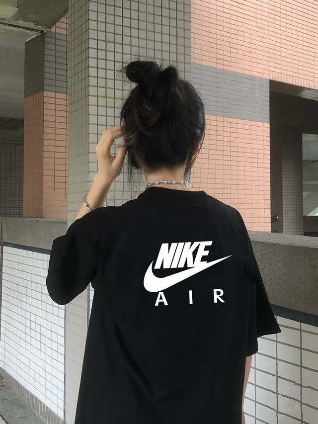Nike Air 耐克夏季新款宽松休闲情侣款短袖T恤 日常刷街特别好搭配 情侣款 强烈推荐入手 质地感极佳 宽松版型 细节无敌 潮男潮女夏天必入款 版型中性风百