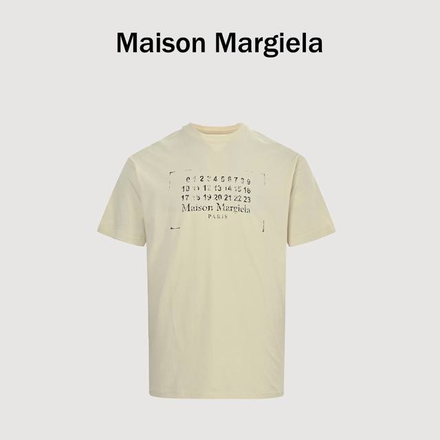 Maison Margiela 马吉拉 25Ss 斑驳数字印花短袖 数码直喷印花，艺术感十足，面料定制定染300克重， %纯棉，经典圆领设计，落肩袖版型衣身空间