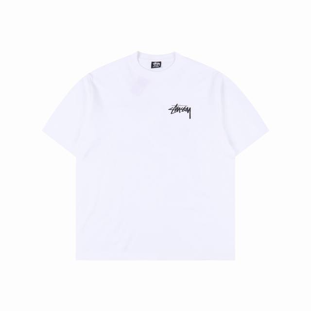 Stussy 斯图西 24Ss 巨嘴鸟印花短袖 面料采用220克重精梳棉，定制32支1*1螺纹，成衣两遍水洗处理，面料舒适亲肤无异感，定制定染面料， 纺织密度高