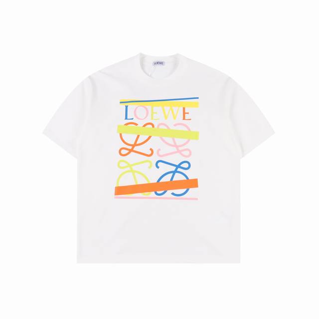 Loewe 罗意威 24Ss 胶带四叶草短袖T恤 面料采用定制240G 26支特滑双股精棉平纹高密无尘全棉布料。前幅高密度加厚，走线平整，代工品质，全套定制辅料