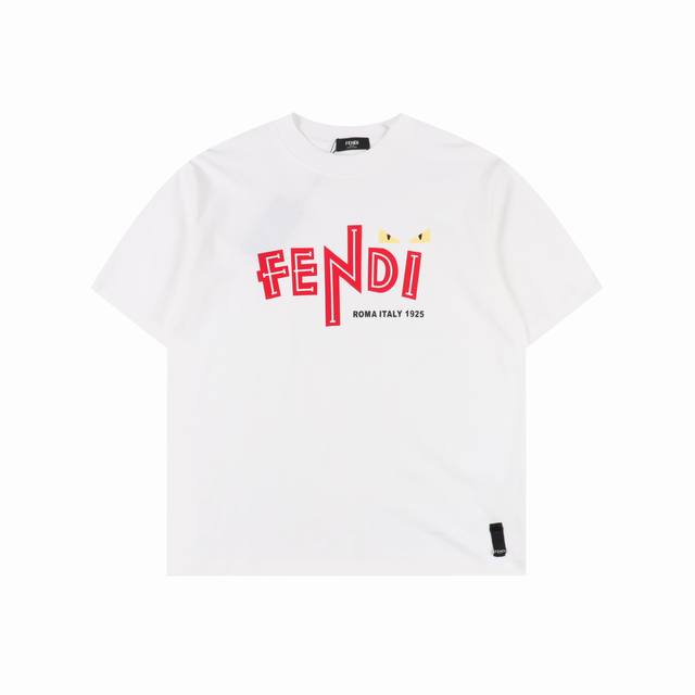 Fendi 芬迪 25Ss 植绒字母眼睛印花短袖 超级重工绒面植绒工艺 非普通印花 高级感满满 采用280G纯棉双纱紧密面料 贯穿袖子设计使得上身效果更加亮眼