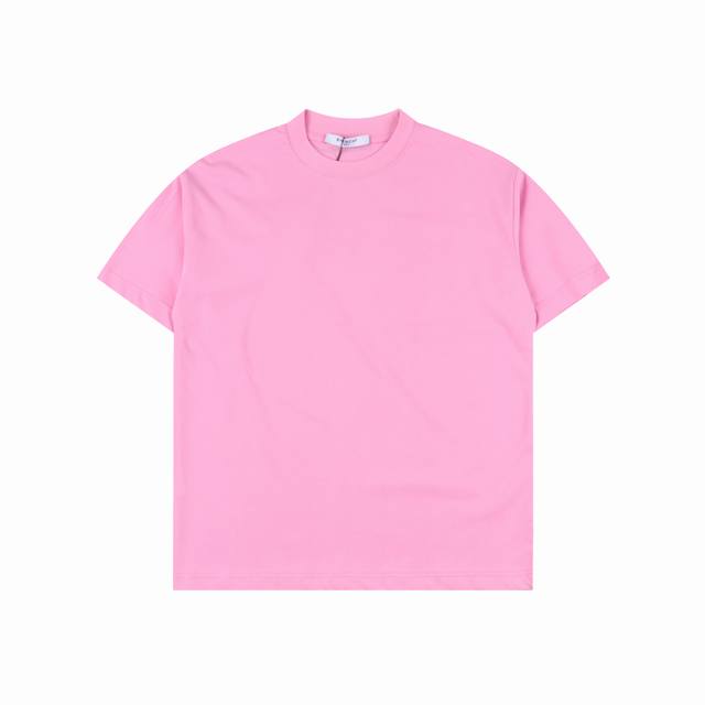 Givenchy 纪梵希 25Ss 胸前小Logo宫格刺绣短袖T恤 面料采用高克重260G重精梳棉，定制1:1螺纹，面料舒适亲肤无异感， 制定染面料，纺织密度高