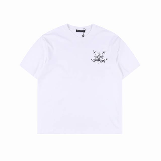 Chrome Hearts 克罗心 25Ss 梵文十字架做旧印花短袖 面料采用280克重精梳棉，定制32支1*1螺纹，成衣两遍水洗处理，面料舒适亲肤无异感，定制