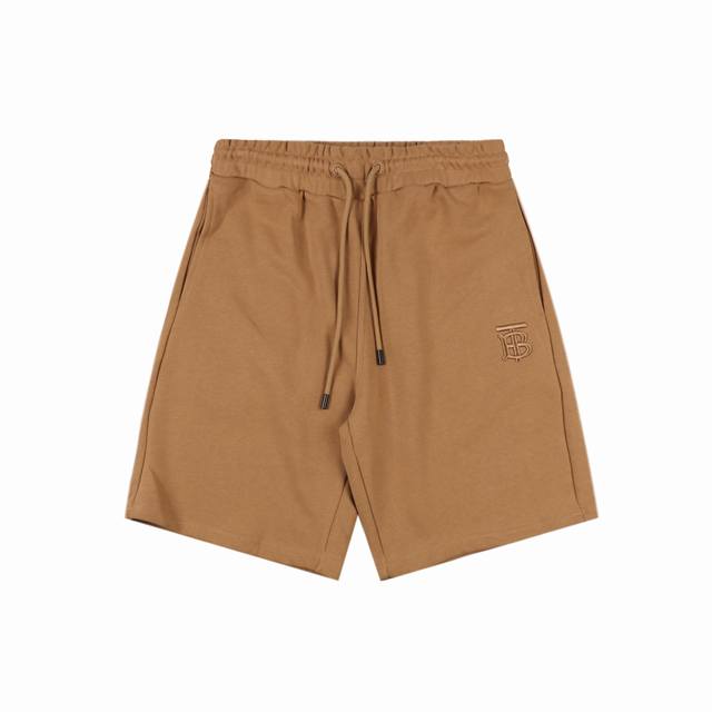 Burberry 巴宝莉 便签短裤 又是一款这个夏天不得不收的Burberry爆款！ 太好看啦马上入手不要犹预、巴宝莉短裤里面最爆的单品！ 干爽透气.耐穿完美不