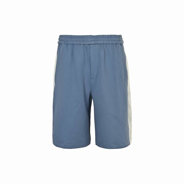 Dior 迪奥 24Ss 侧边撞色刺绣字母短裤 这款经典的运动短裤来自二零二四沙滩装限定系列，由 Dior And Parley 联名系列重新演绎，彰显 Dio