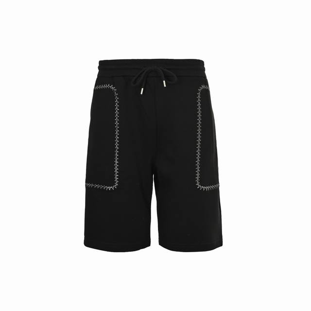 Loewe 罗意威 25Ss 曲线刺绣皮标口袋短裤 面料采用380G纯棉毛圈面料，订染颜色后整蚀毛处理，对照原版做丝滑超柔处理， 布面肌理股线清晰明显，垂感一级
