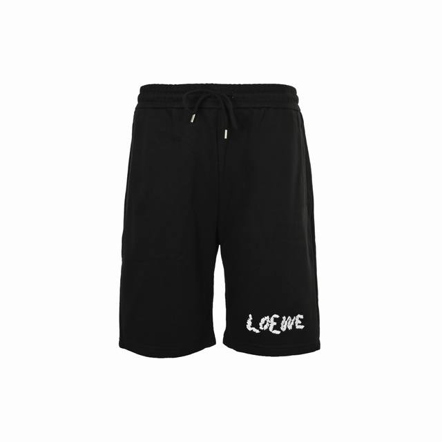 Loewe 罗意威 25Ss 口袋拼接贴布Logo短裤 面料采用400G纯棉毛圈面料，订染颜色后整蚀毛处理， 对照原版做丝滑超柔处理，布面肌理股线清晰明显， 前