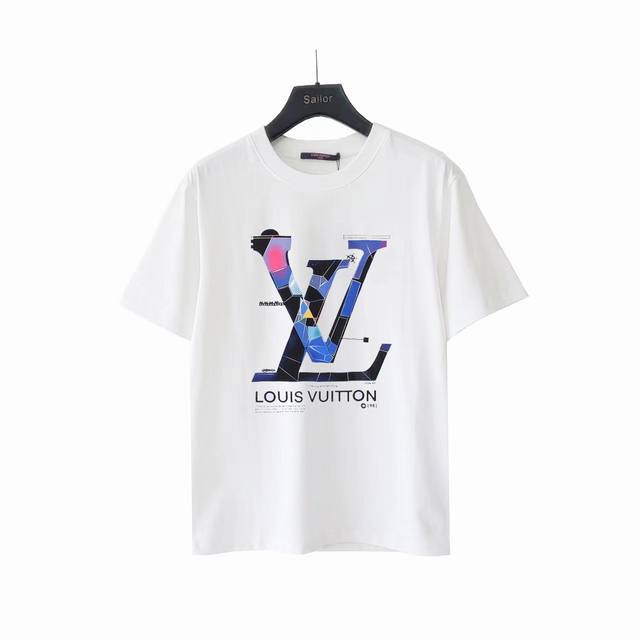 实拍细节图 +尺码表 Louis .Vuitton Lv路易.威登24Ss大Logo印花T恤宽松短袖 男女同款 定制大Logo设计，宽松版型显瘦好看，专柜订制顶
