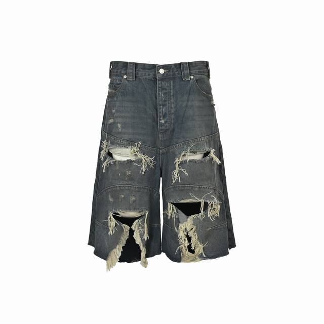 Balenciaga 巴黎世家 25Ss 做旧磨损牛仔短裤 官网原版新款夏季系列 做旧涂料脏脏工艺.磨损破洞宽松版型牛仔短裤 Size:Xs-L