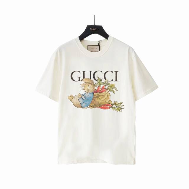 实拍细节图+尺码表 Gucci 古驰 丰收的兔子字母Logo印花短袖 面料：规格采用实打实240G %纯棉 针织内的兰博基尼，定织定染！属于高敏感特殊色 我们对