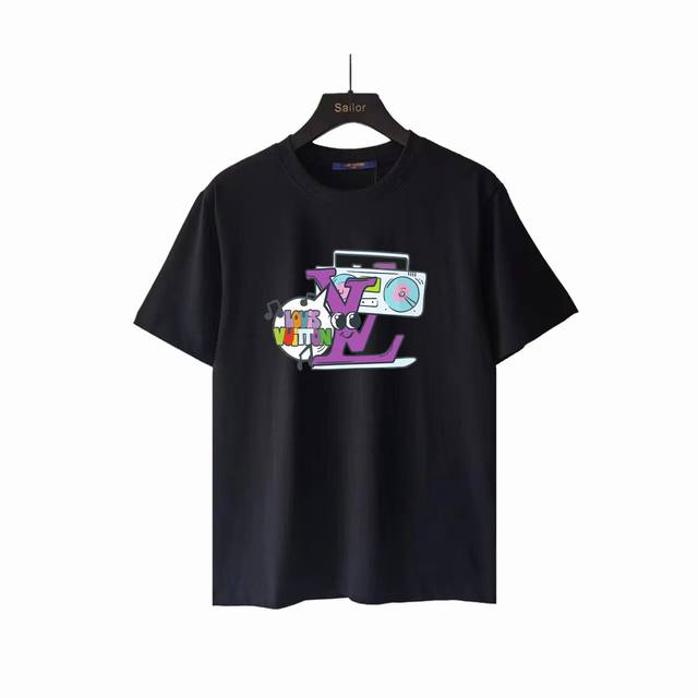 实拍细节图 +尺码表 Louis Vuitton 路易威登 趣味音乐Logo印花短袖 定制260克同缸染面料 手感非常舒服 春夏最新砖柜同步 时尚又个性 超级百