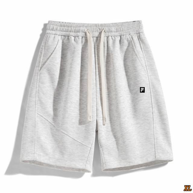 斐乐 独家实拍上新夏季高品质纯色宽松短裤薄款潮牌休闲五分裤纯色简约短裤，本季主打，货源充足，放心主推，高端品质，经典设计，做工出色，经典百搭，上身效果极佳
