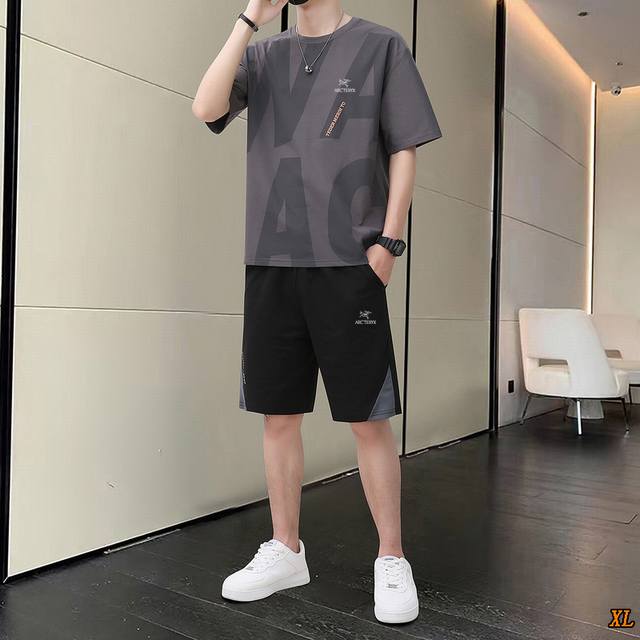 Arc’Teryx始祖鸟 独家实拍上新夏季高品质冰丝休闲短袖短裤时尚潮流印花套装宽松运动两件套，本季主打，货源充足，放心主推，高端品质，经典设计，做工出色，经典