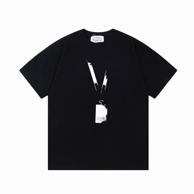 高版本Maisonmargiela 马吉拉 通行证印花短袖，男女同款。 满满的高级感 性价比超高 手感超级柔软、细腻、柔软和不起球且不变形 G纯棉品质，后领标志