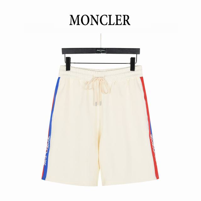 Moncler 蒙口 25Ss 侧边织带红蓝白字母刺绣短裤 Moncler蒙口2025春夏新品潇洒帅气的高级单品短裤， 定制进口面料质感挺阔舒适， 原版开模定制