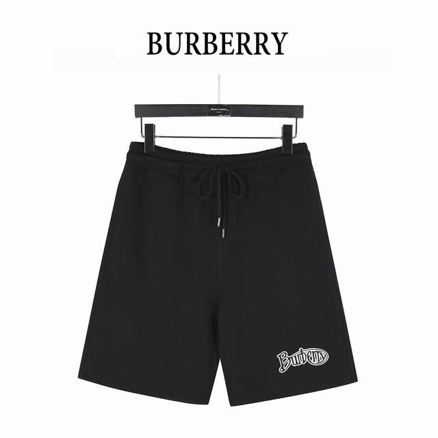 Burberry 巴宝莉 25Ss 草写字母Logo刺绣短裤 2025复古图案系列来临 ：亮眼的复古印花图案百搭男女休闲宽松短裤款、 非常高街百搭的一个款式！不