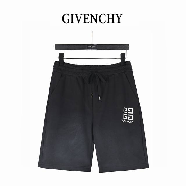 Givenchy 纪梵希 25Ss 喷墨渐变做旧胶熔宫格字母Logo短裤 精心定制 400 克毛圈面料，质地厚实，不仅手感舒适， 且具有出色的保暖性与吸汗透气性