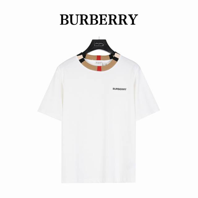 Burberry 巴宝莉 领口织带拼接短袖 所有细节完美还原。采用定制面料。添加杜邦公司Sorona 索罗娜 材料，亲肤性好、改善缩水，同时可以支撑面料良好的保