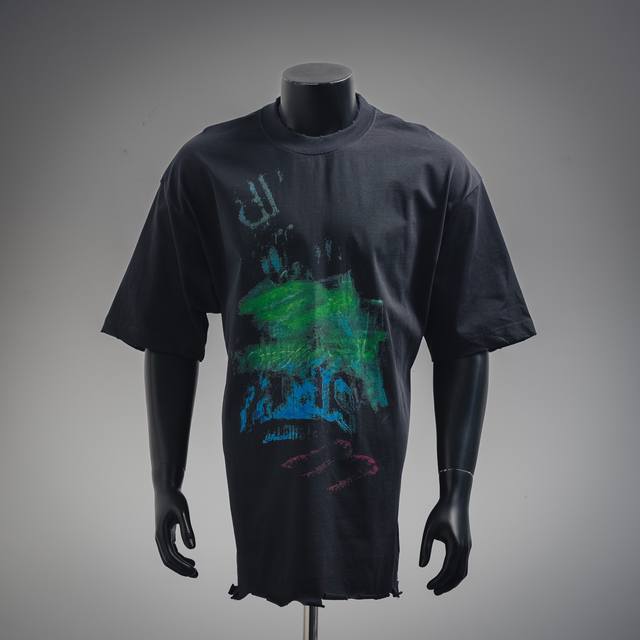 Balenciaga巴黎世家Blcg25Ss水洗手工割破.幻影涂鸦短袖T恤 进口白墨直喷印花.透气.宽松版本男女同款 Size：Xs-L